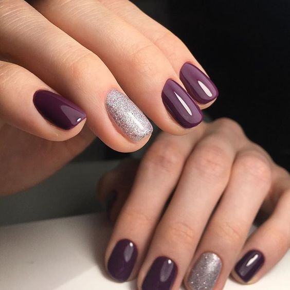 11-purple-manicure-with-silver-glitter-accent-nails-look-very-chic