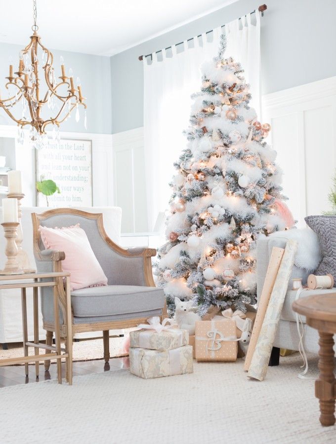 White-Christmas-tree-with-pink-decoration