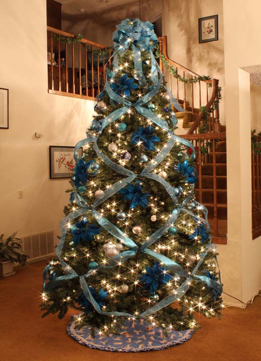 christmas-tree-ribbon-decor
