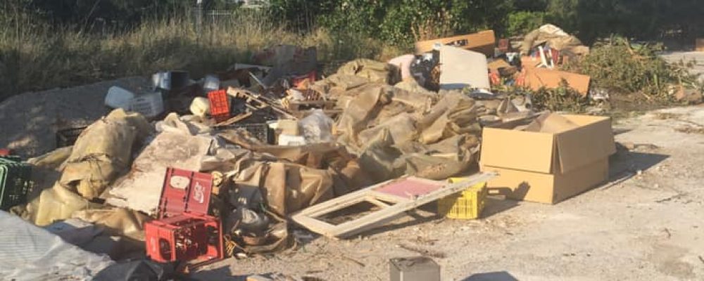 Σοβαρά προβλήματα καθαριότητας στο δήμο Κορινθίων – Aπ’   ότι φαίνεται το  Λέχαιο απέκτησε “χωματερή