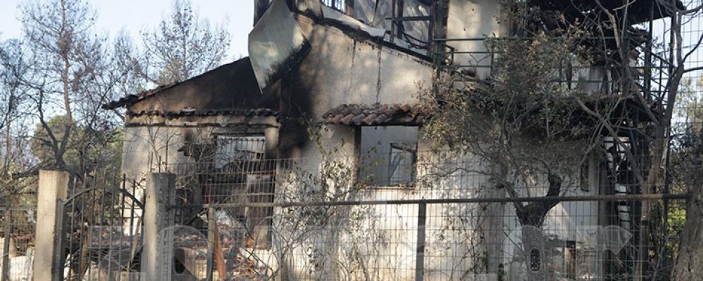 Στάχτη έγινε ένα σπίτι στο Αλαμάνο Κορινθίας