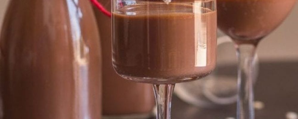 Σπιτικό λικέρ Nutella… Σοκολατένιος πειρασμός στο ποτήρι σε δύο μόλις μέρες…