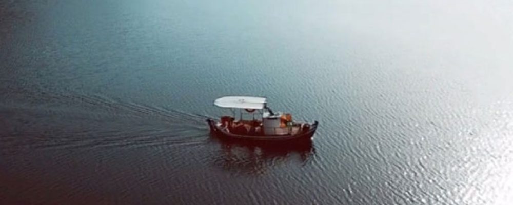 Η ζωή του Έλληνα ψαρά: Δείτε το καταπληκτικό βίντεο που γυρίστηκε στη Λίμνη Ηραίου