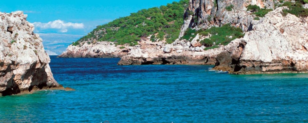 Εξαιρετικής ποιότητας παραμένουν τα ύδατα των ακτών του δήμου Κορινθίων και το μήνα Ιούλιο