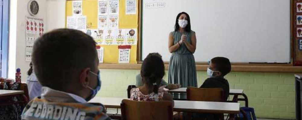 Συναγερμός στο 2ο δημοτικό σχολείο Λουτρακίου – Και δεύτερη δασκάλα θετική στον κορονοϊό