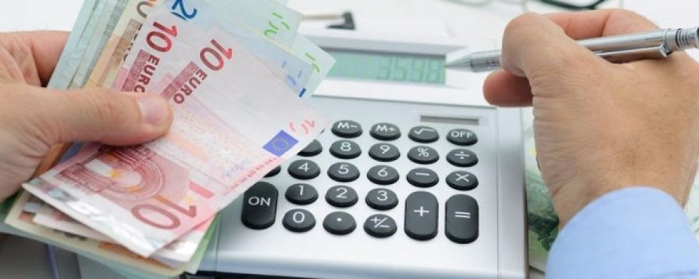 Διαγραφή χρεών από την εφορία – Ποιες προϋποθέσεις εξασφαλίζουν «κούρεμα»