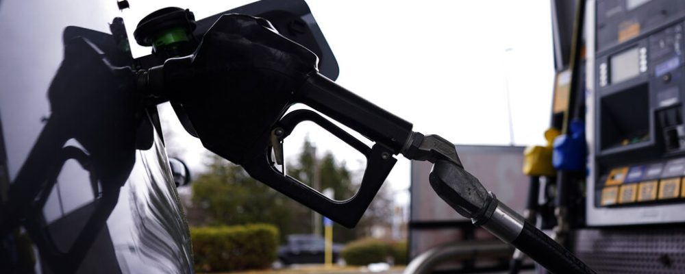 Επιδότηση καυσίμων: Ξεκίνησαν οι αιτήσεις βάσει ΑΦΜ – Πώς εκδίδεται η κάρτα Fuel Pass