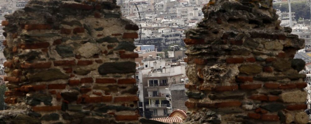 Θεσσαλονίκη: Σε ανησυχία οι κάτοικοι κάθε βράδυ λόγω περίεργου ήχου – Δεν βρίσκουν τι είναι