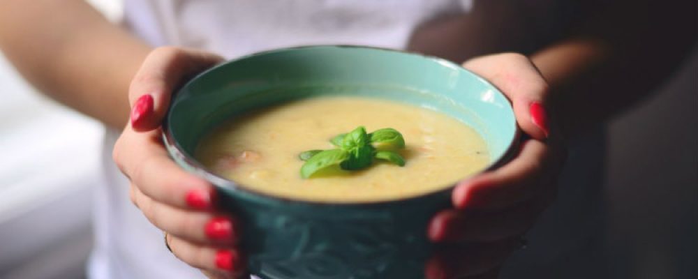Νόστιμη σούπα υπόσχεται απώλεια 6 κιλών σε 7 μέρες – Η «θαυματουργή» δίαιτα που μπορείς να κάνεις μόνο για μια βδομάδα
