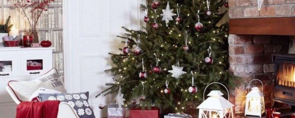 Οικονομική Χριστουγεννιάτικη Διακόσμηση για το Σπίτι