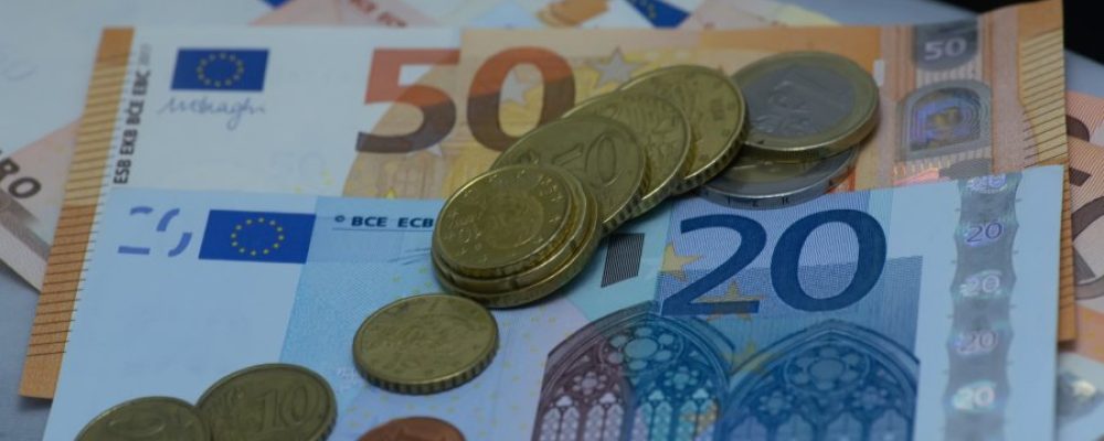 Κοινωνικό μέρισμα: Πότε θα γίνει η πληρωμή για το επίδομα 250 ευρώ σε 830.000 δικαιούχους