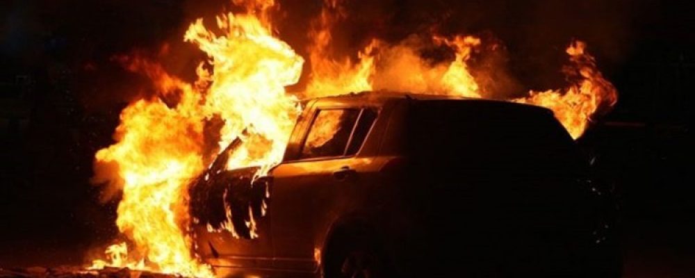 Έκαψαν 6 σταθμευμένα οχήματα σε ένα απόγευμα…στην Κόρινθο