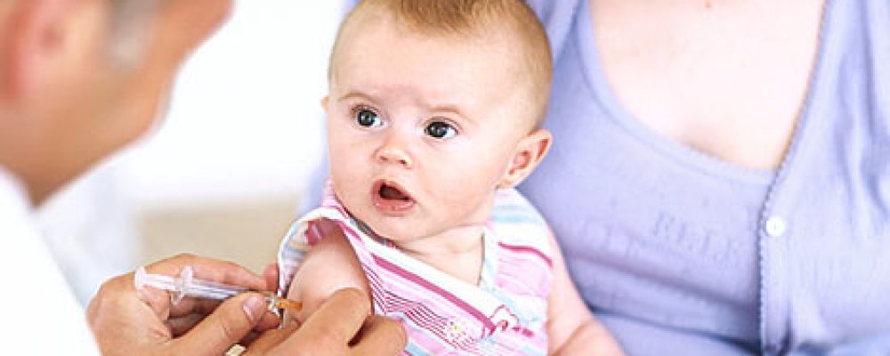 Με πρόστιμο 2.500 ευρώ θα τιμωρηθούν οι γονείς που δεν εμβολιάζουν τα παιδιά τους