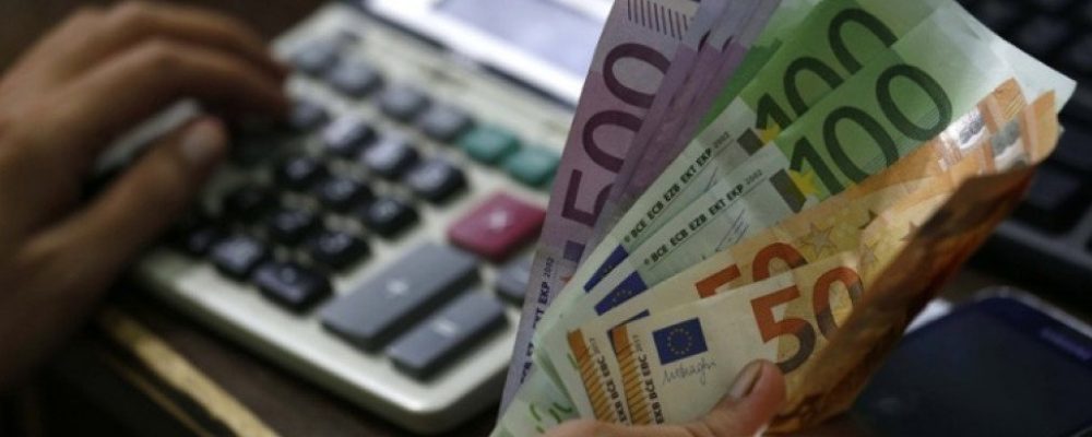 Βγήκε ο «λογαριασμός» για τις Επιστρεπτέες Προκαταβολές – Ποιοι επαγγελματίες δεν πληρώνουν ευρώ