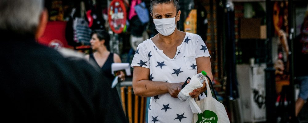 Ποιες επιχειρήσεις είναι ανοιχτές και μετά τα μεσάνυχτα – Η λίστα με τα μέτρα που ισχύουν