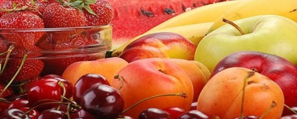 Ανακοινώθηκε η λίστα με τα πιο μολυσμένα φρούτα και λαχανικά για το 2020