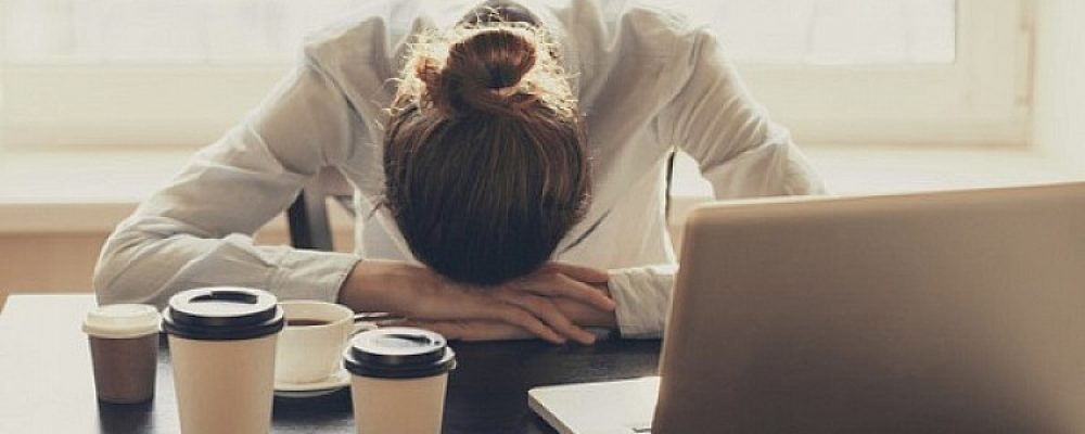 Νιώθετε συνεχώς κούραση; 10 πιθανοί λόγοι υγείας