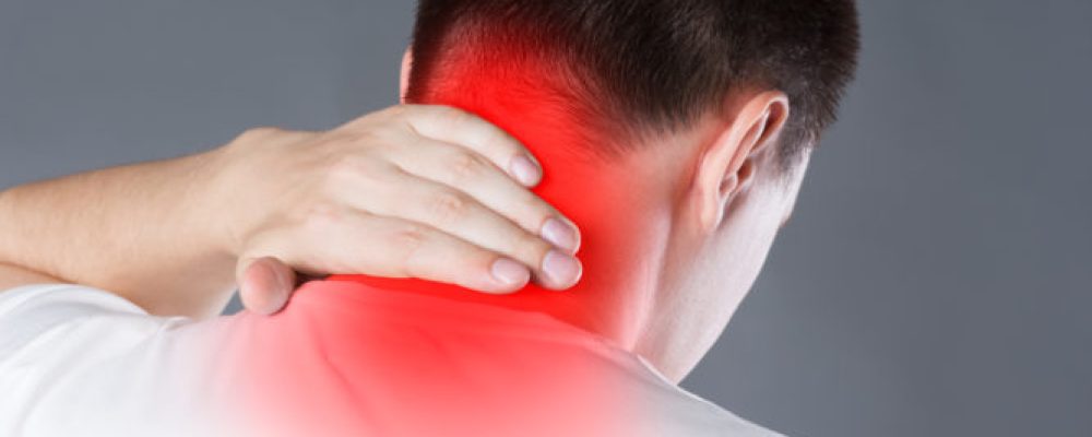 Πώς υποχωρεί ο πόνος στον αυχένα μέσα σε 1 λεπτό – Τα 4 απλά βήματα