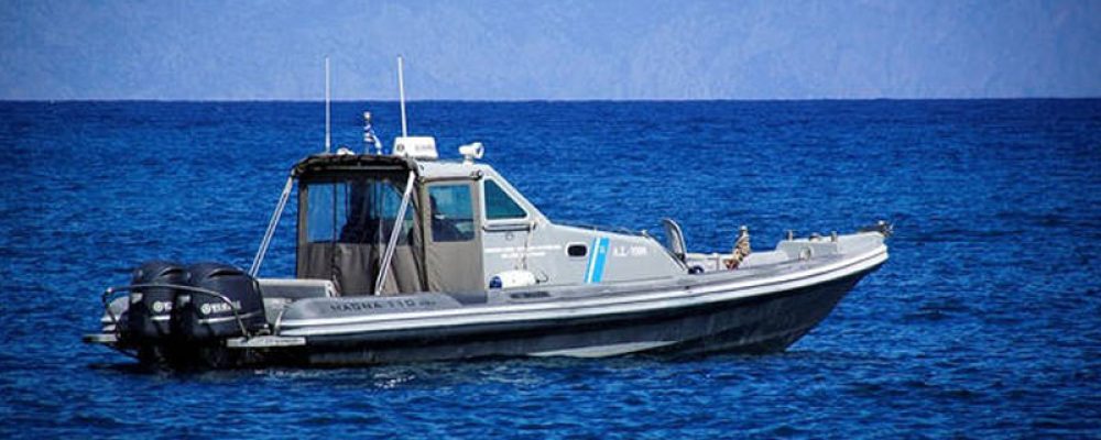 Λιμεναρχείου Κορίνθου: Συνελήφθησαν δύο άτομα  κλέβοντας   αλιευτικό σκάφος και αναζητείται ο τρίτος της παρέας