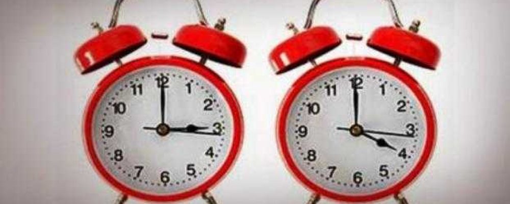 Τα ρολόγια μια ώρα μπροστά: Πότε επιστρέφουμε στη θερινή ώρα;