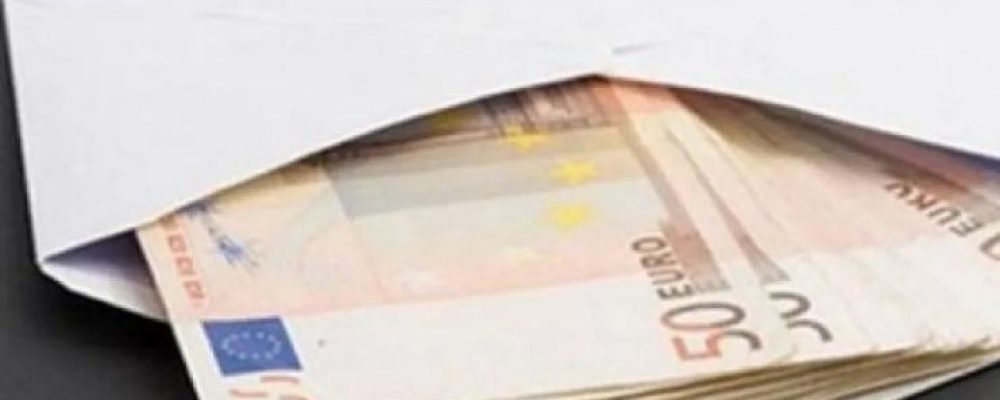 Διεθνής διασυρμός για το… ρουσφέτι 32 εκ. ευρώ της κυβέρνησης  για “δουλειές” εκατομμυρίων στην Κόρινθο!   Εμπλέκεται ο σύζυγος της Φον ντερ Λάϊεν