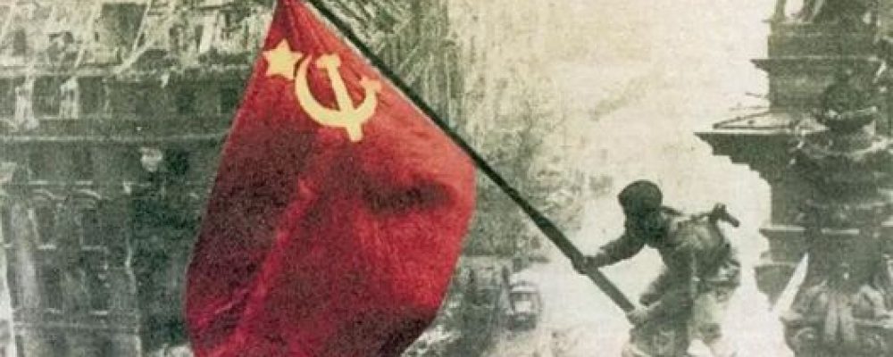 Πούτιν: Άθλια επιχείρηση «ξεπλύματος» του πολέμου στην Ουκρανία με την εποποιία του αντιναζιστικού αγώνα της Σοβιετικής Ένωσης!