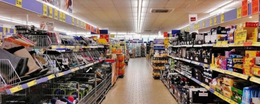 Αγίου Πνεύματος 2022: Ποιοι έχουν αργία, πώς θα λειτουργήσουν σούπερ μάρκετ και καταστήματα